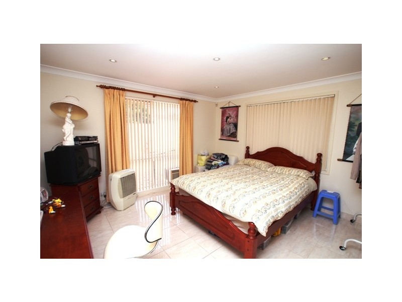 2 Eden Place, Prestons NSW 2170