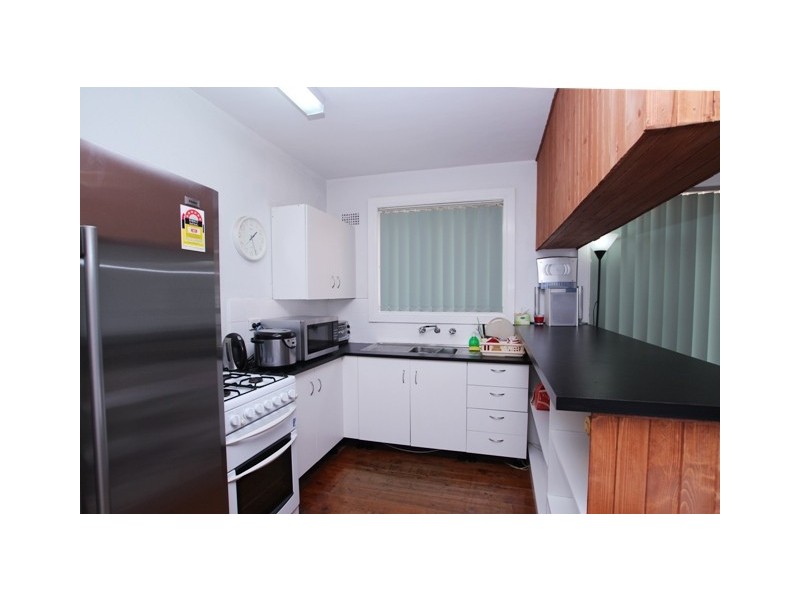 2/249 The Horsley Drive, Fairfield NSW 2165