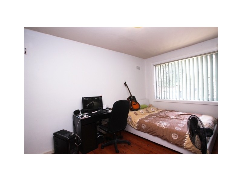 2/249 The Horsley Drive, Fairfield NSW 2165