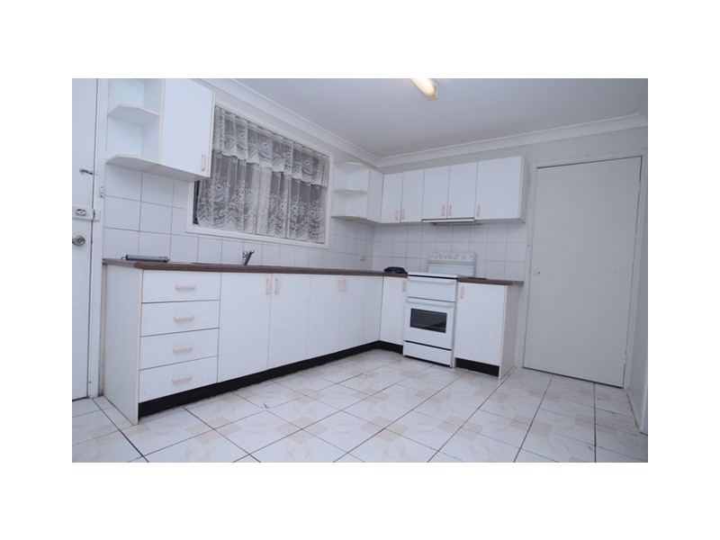 3 Denbern Street, Bossley Park NSW 2176