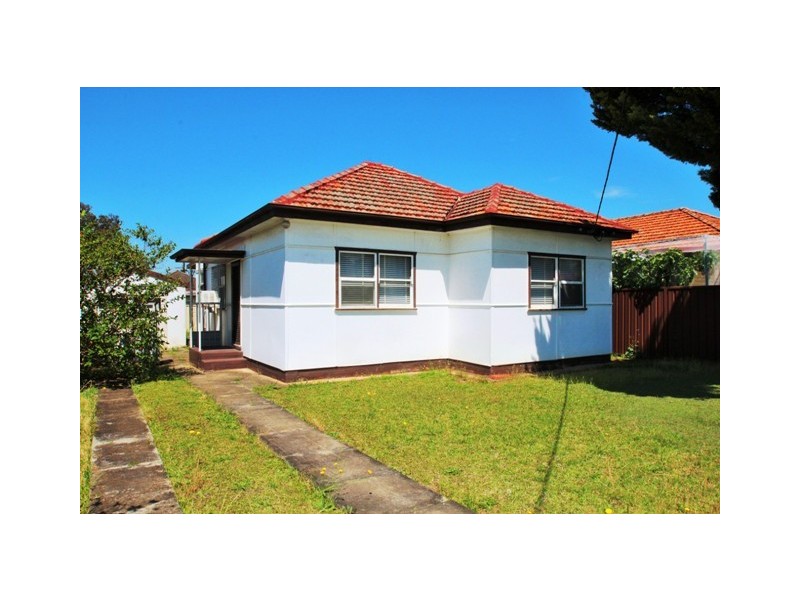34 Earl Street, Canley Heights NSW 2166