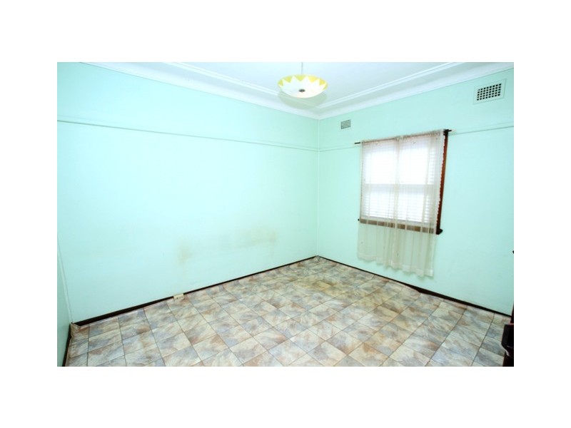 34 Earl Street, Canley Heights NSW 2166