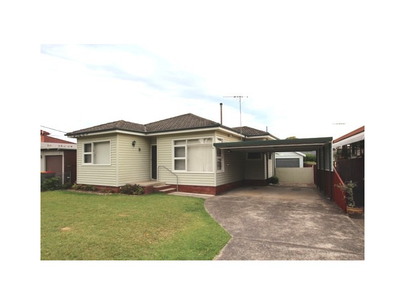 16 Thorney Road, Fairfield West NSW 2165