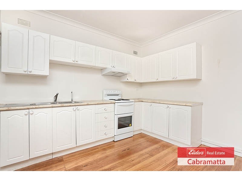 14 The Horsley Drive, Carramar NSW 2163