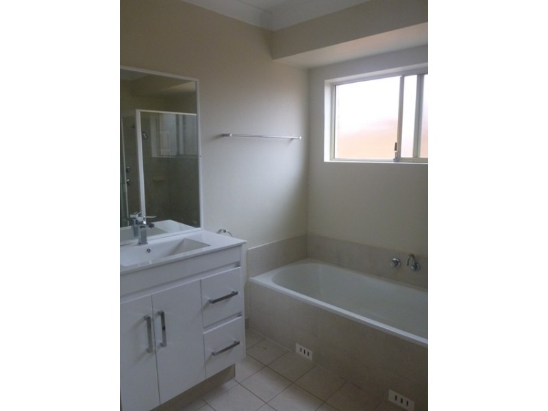 30/4-11 Equity Place, Canley Vale NSW 2166