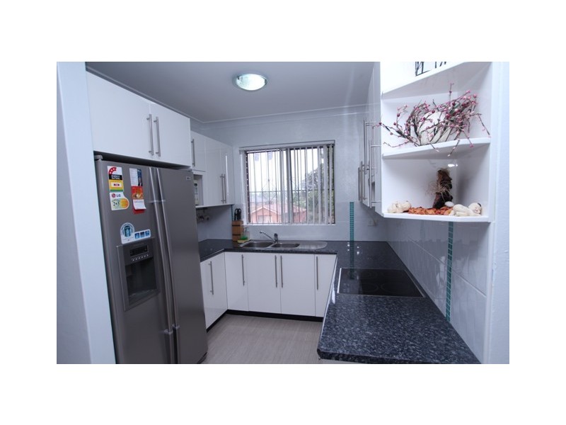 15/108 Broomfield Street, Cabramatta NSW 2166