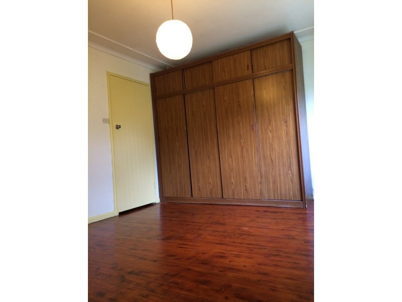 20 Corona Road, Fairfield West NSW 2165