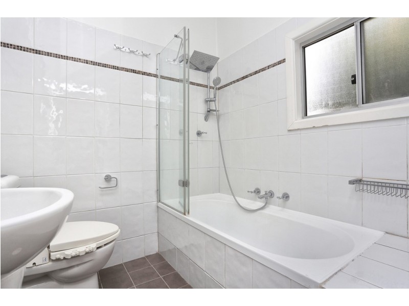 475 The Horsley Drive, Fairfield NSW 2165