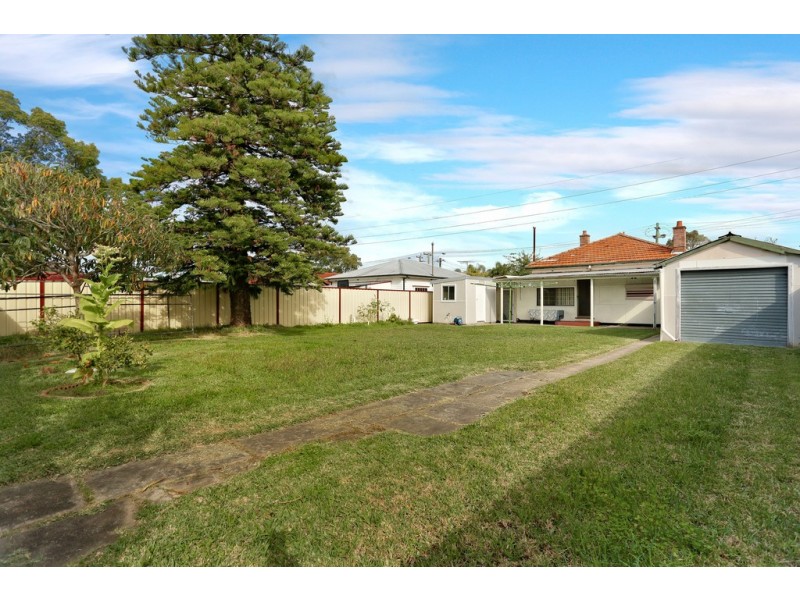 475 The Horsley Drive, Fairfield NSW 2165