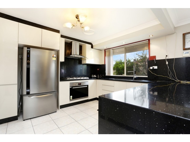 14 Pentecost Street, Hinchinbrook NSW 2168