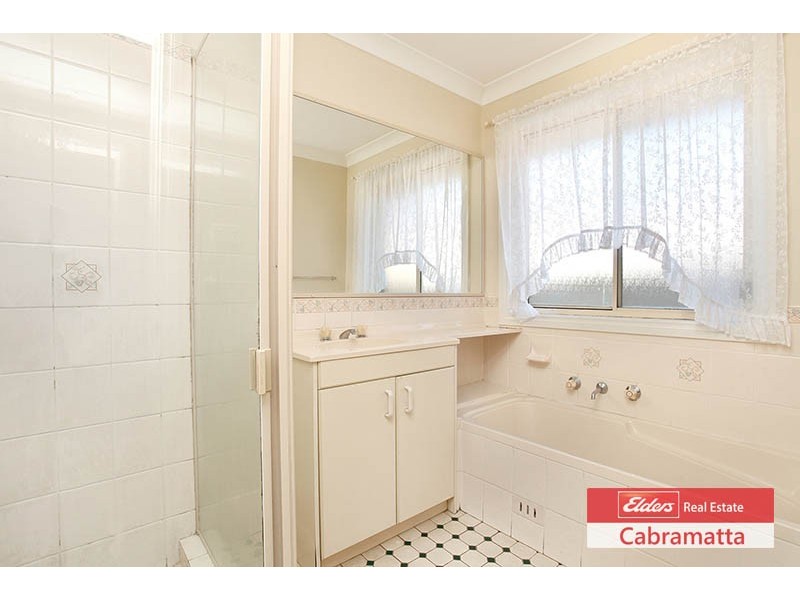 10 Tingha Close, Hinchinbrook NSW 2168