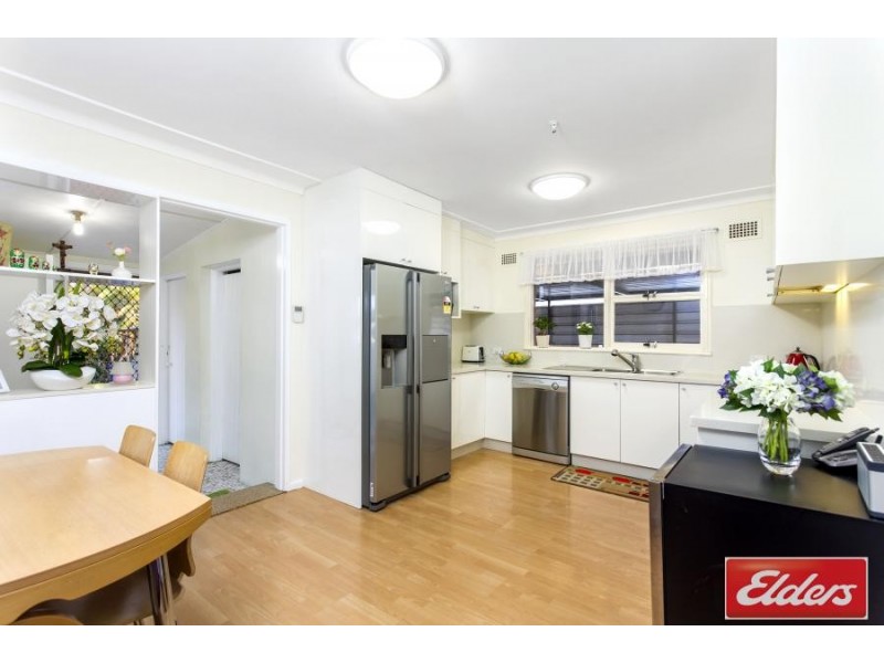 70 BEALE CRESCENT, Fairfield West NSW 2165