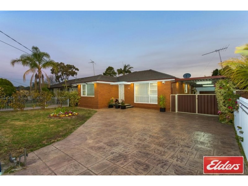 70 BEALE CRESCENT, Fairfield West NSW 2165