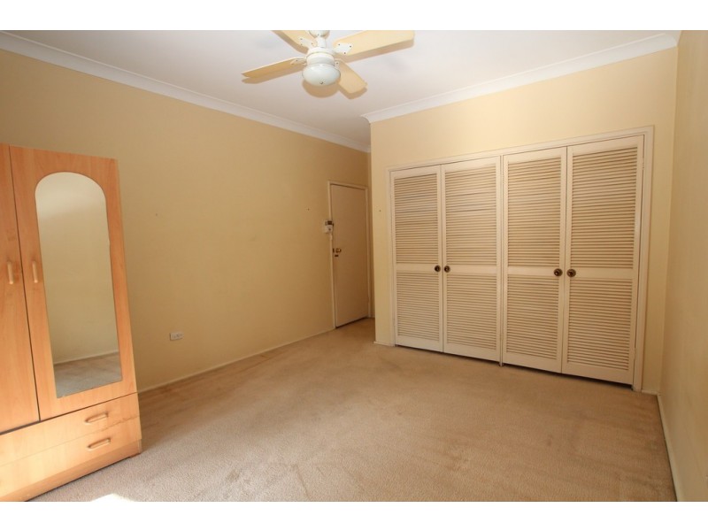 12 Silverwater Crescent, Lansvale NSW 2166