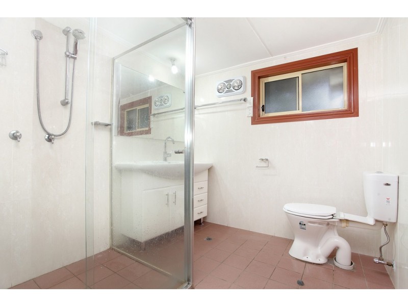 323 Hamilton Road, Fairfield West NSW 2165