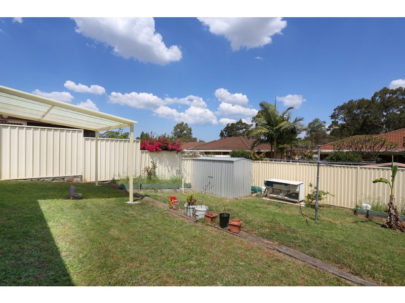 10 Greenfinch Street, Green Valley NSW 2168