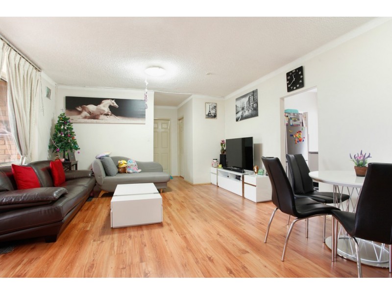 13/4-8 St Johns Road, Cabramatta NSW 2166