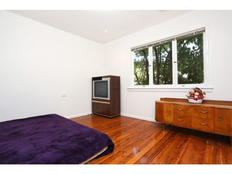 16 Aberdeen Road, Busby NSW 2168