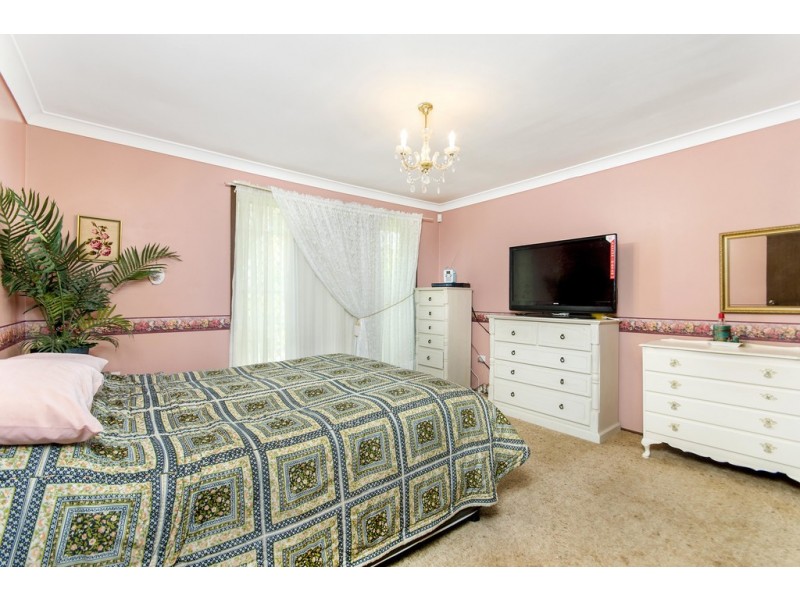 26 Ascot Drive, Chipping Norton NSW 2170