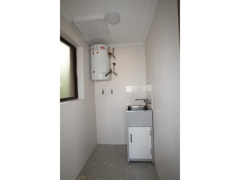 10/32 Remembrance Avenue, Warwick Farm NSW 2170