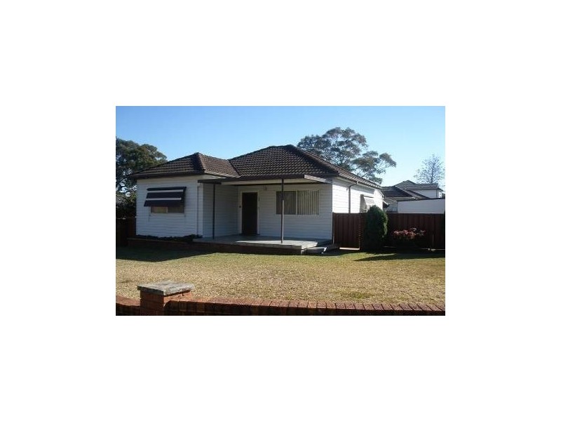 203 River Avenue, Carramar NSW 2163