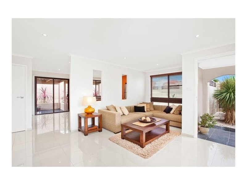 1 Crestani Place, Edensor Park NSW 2176