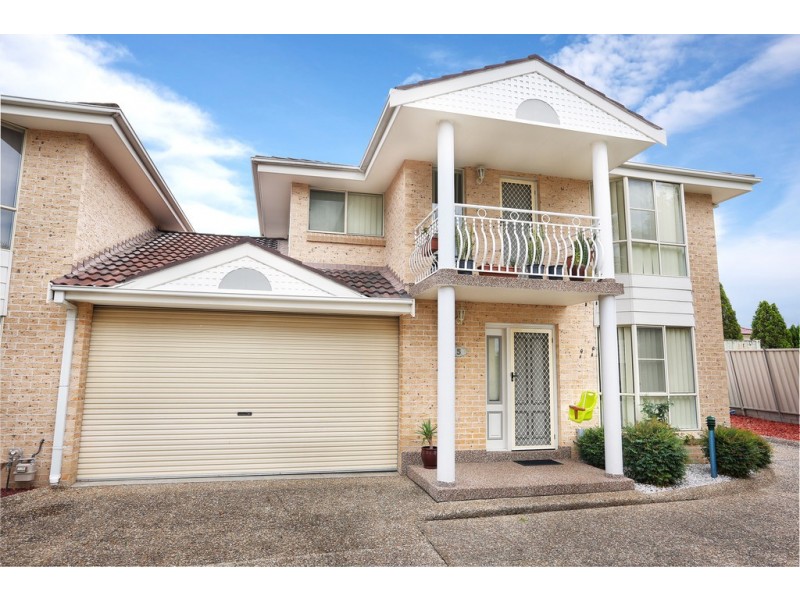 5/9-11 Sea Eagle Crescent, Green Valley NSW 2168