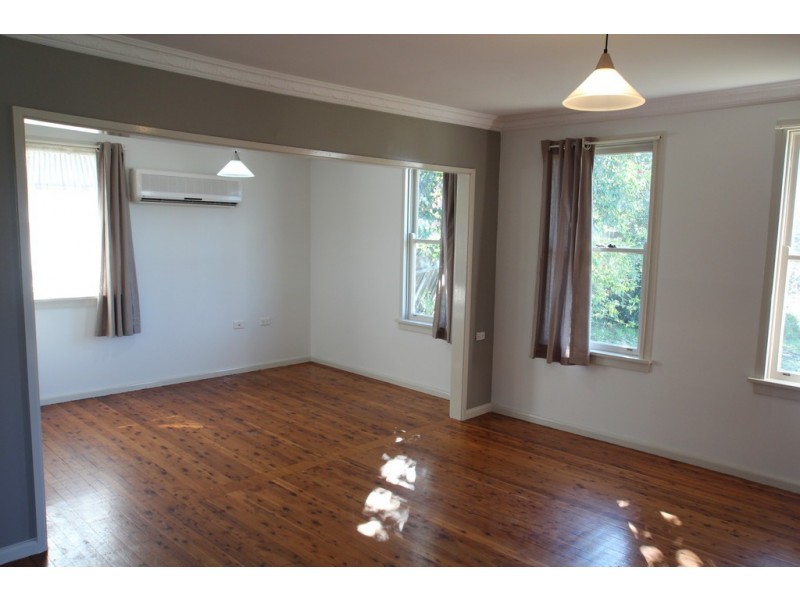 94 SADLEIR AVENUE, Sadleir NSW 2168