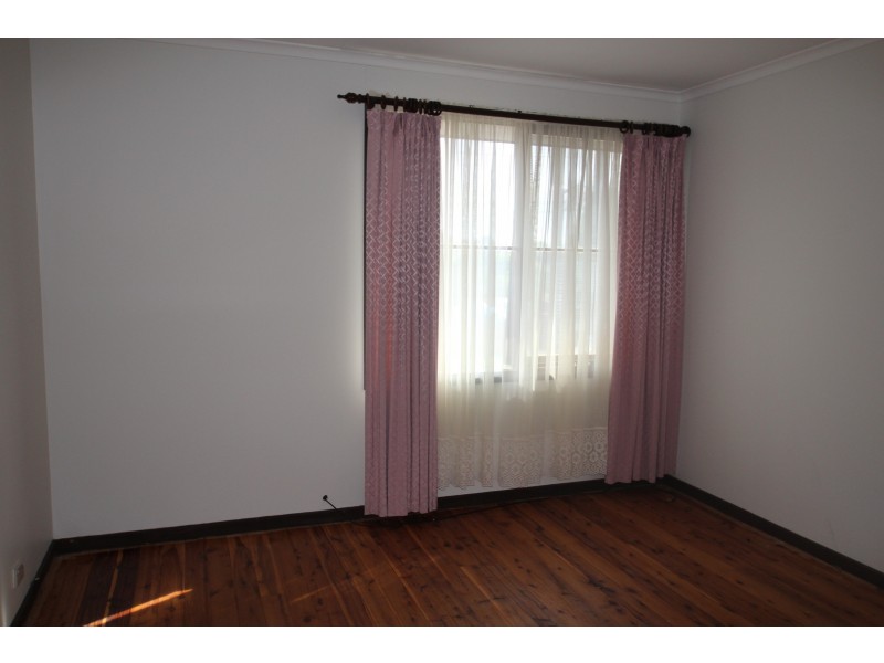 17 MCKELL AVENUE, Casula NSW 2170