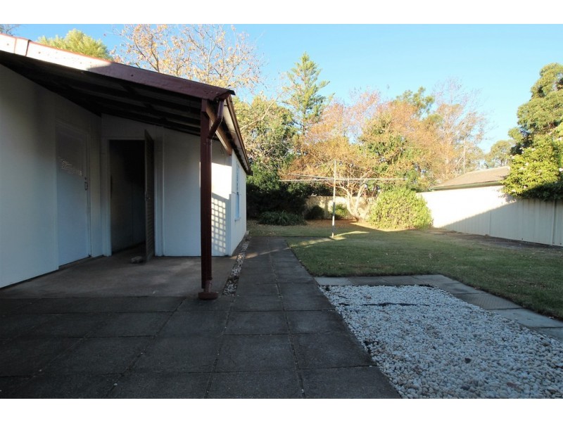 16 Armstrong st, Ashcroft NSW 2168