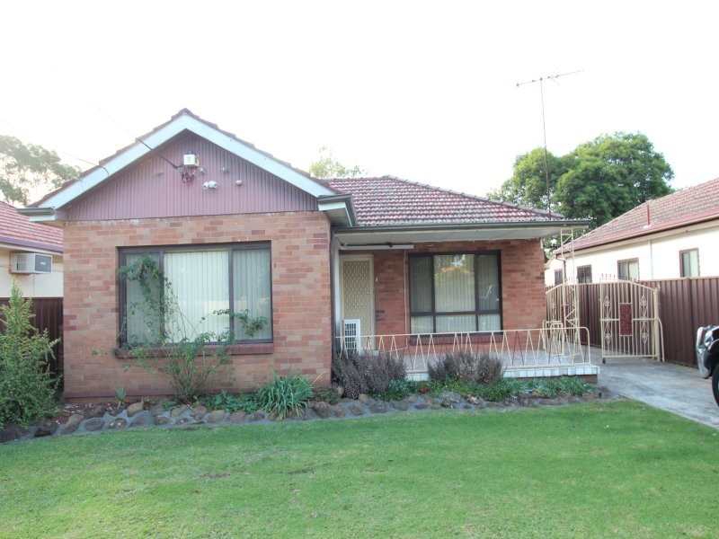 37 RESERVE STREET, Smithfield NSW 2164