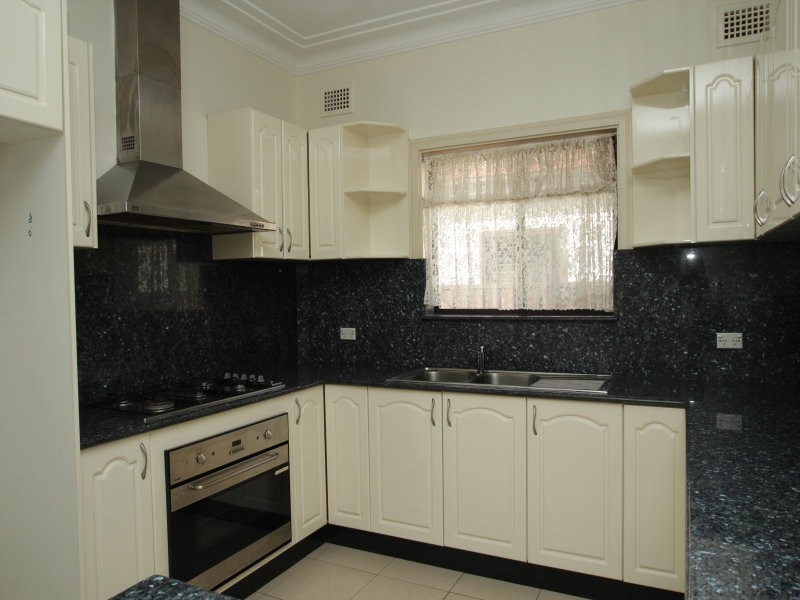 37 RESERVE STREET, Smithfield NSW 2164