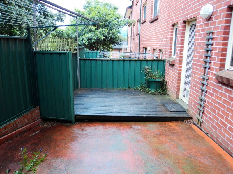 4/7 Wiseman Avenue, Wollongong NSW 2500