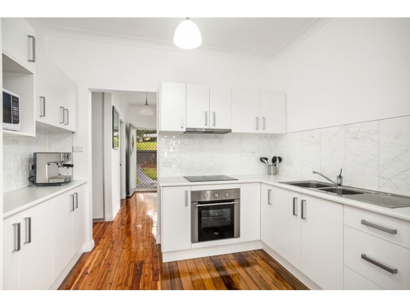 37 Figtree Crescent, Figtree NSW 2525