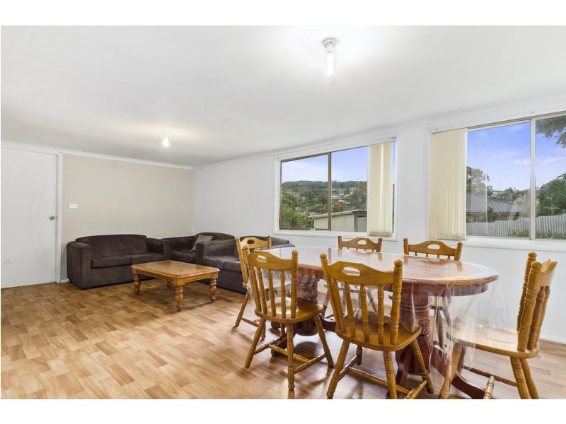 6 Wirri Place, Berkeley NSW 2506
