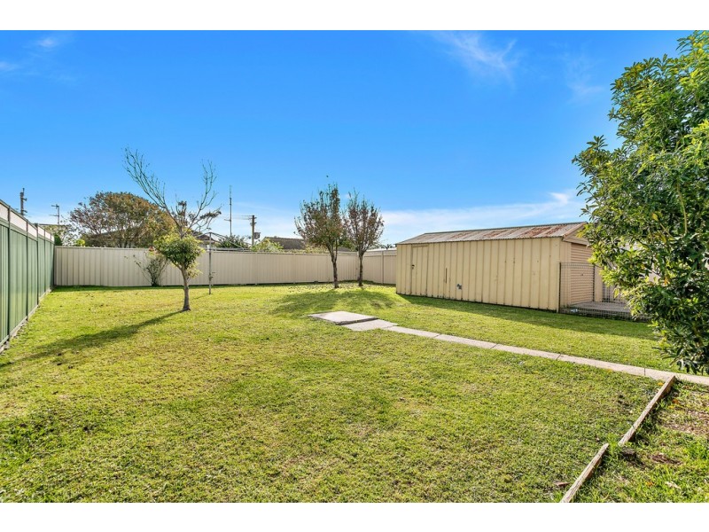 18 Spofforth Street, Warilla NSW 2528