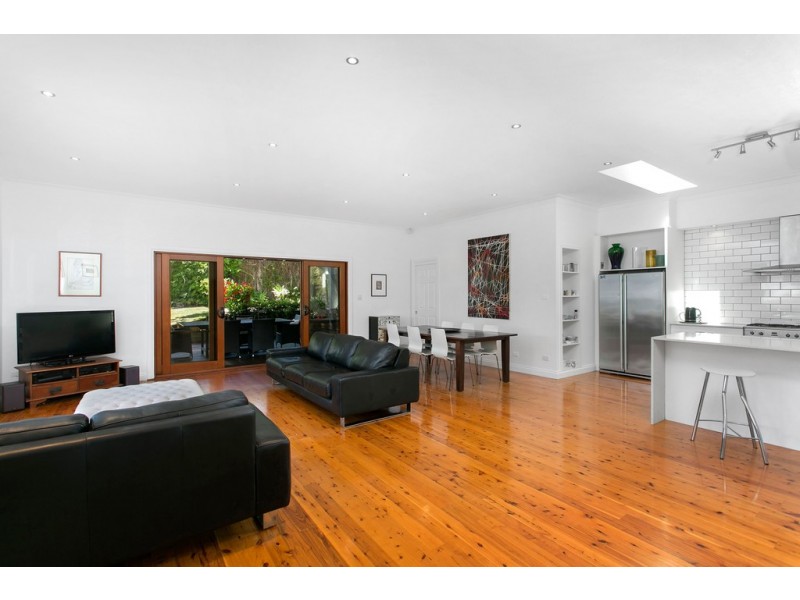 9 Dempster Street, West Wollongong NSW 2500