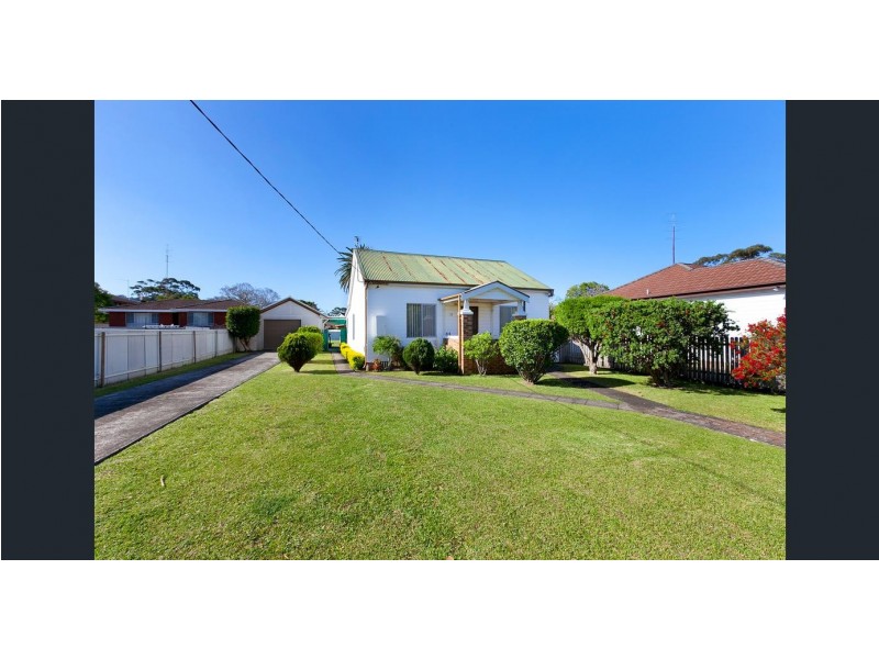 13 The Avenue, Corrimal NSW 2518