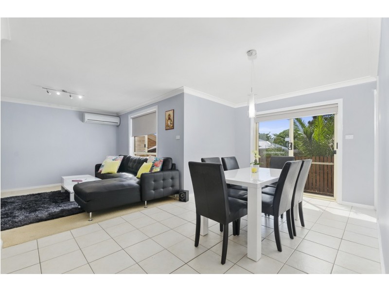 2/46 Central Road, Unanderra NSW 2526