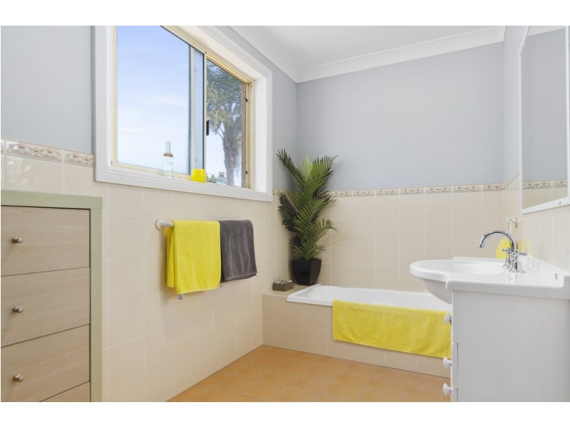 2/46 Central Road, Unanderra NSW 2526