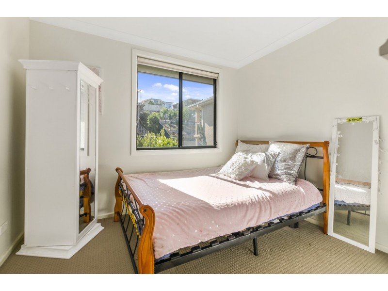 32 Bruce Street, Unanderra NSW 2526