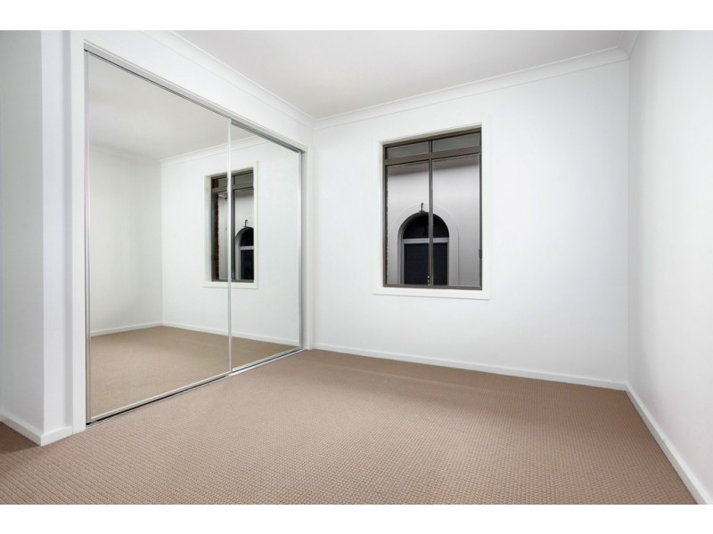 76 Central Road, Unanderra NSW 2526