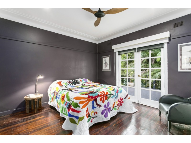 87 Heaslip Street, Coniston NSW 2500