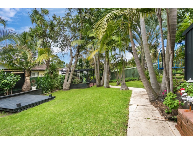 87 Heaslip Street, Coniston NSW 2500