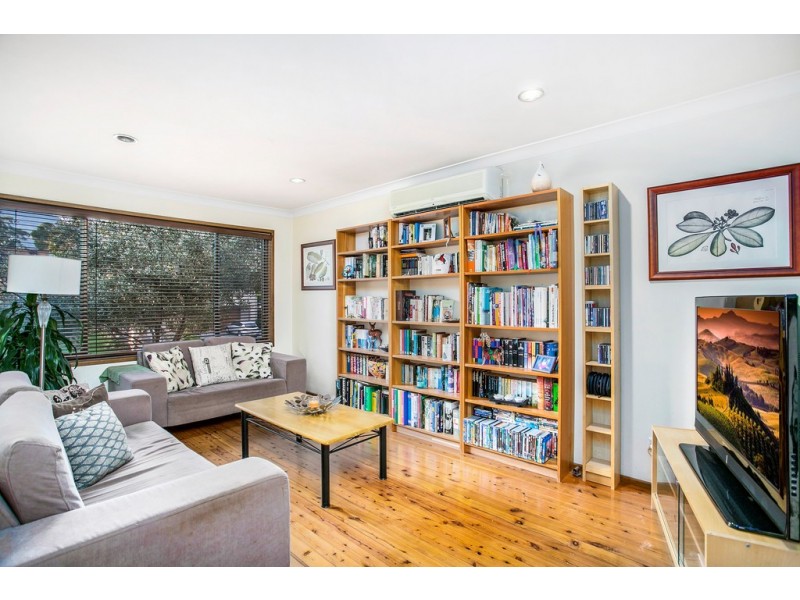 9 Mark Street, Figtree NSW 2525