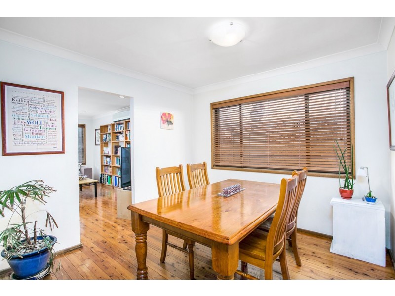 9 Mark Street, Figtree NSW 2525