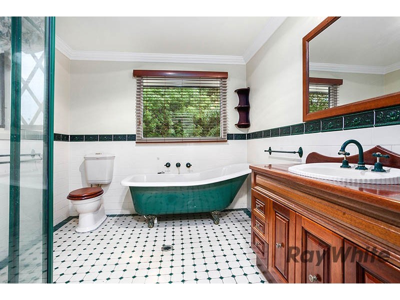 14 Poplar Avenue, Unanderra NSW 2526