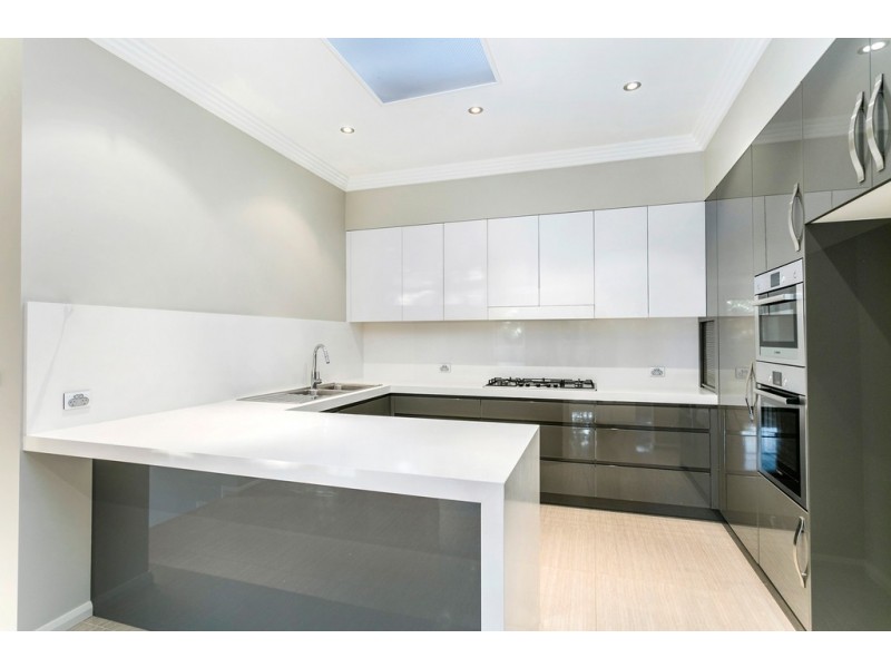 7 Poulter Street, West Wollongong NSW 2500