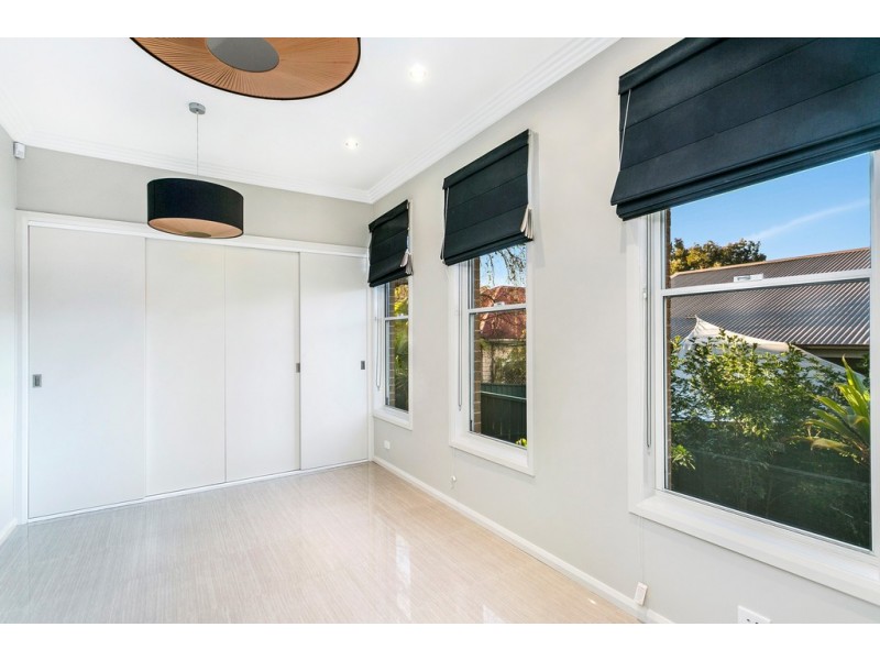 7 Poulter Street, West Wollongong NSW 2500