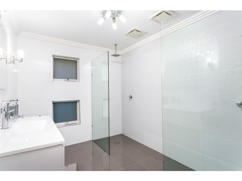 7 Poulter Street, West Wollongong NSW 2500